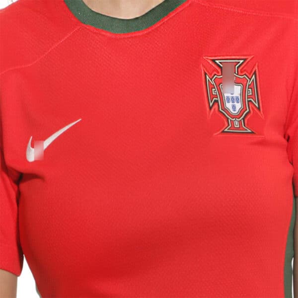 camiseta portugal mujer 2024 detalle